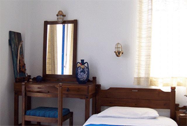 Helios Hotel Agia Marina  Oda fotoğraf