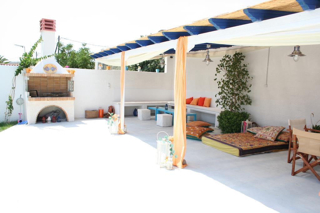 Helios Hotel Agia Marina  Dış mekan fotoğraf