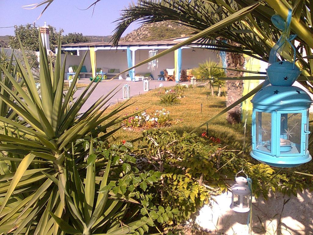 Helios Hotel Agia Marina  Dış mekan fotoğraf